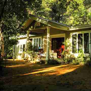 Tree Nature Resort Hotel Exterior