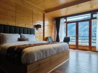 Mount Bayul Shangri-La Resort Hotel di 