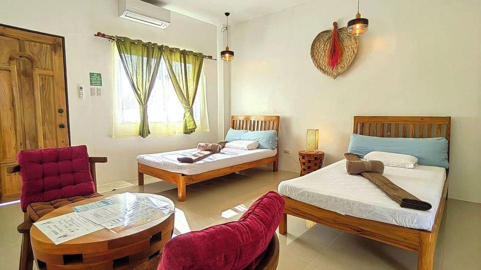 Divers Lodge Plumeria