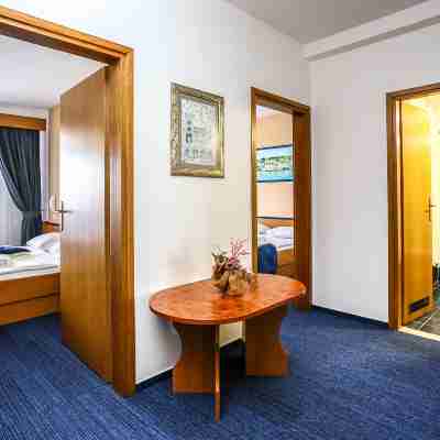 Hotel Dražica - Hotel Resort Dražica Rooms