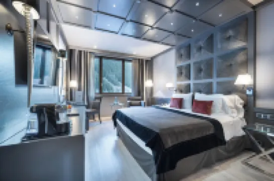 Hotel Val de Neu G.L.