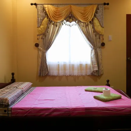 Luzmin BH - Pink House