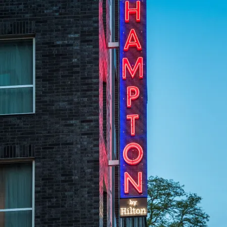 Hampton Inn and Suites by Hilton Portland-Pearl District