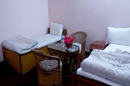 Hotel Bandipur Palace Отели рядом с достопримечательностью «Хадга Деви»