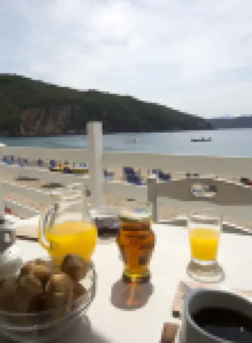 Enjoy Lichnos Bay Village, Camping, Hotel and Apartments