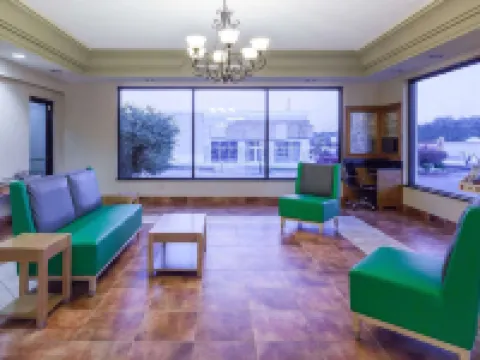 デイズ イン バイ ウィンダム ドールトン ドールトンのホテル