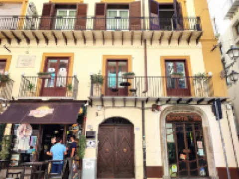 Dimora Bellini - Residenza d'Epoca Hotels near Piazza Pretoria