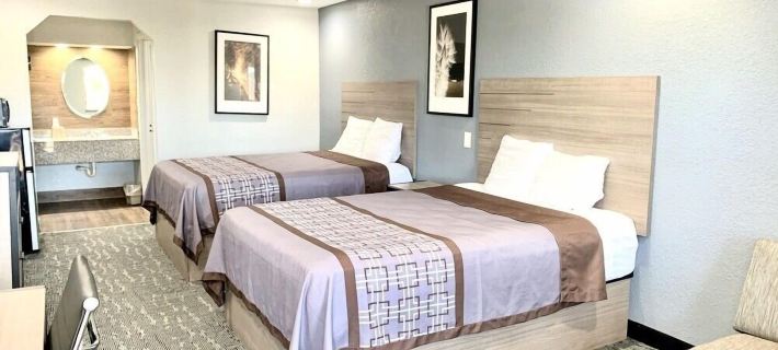 Sunrise Inn & Suites Hotels in Channelview