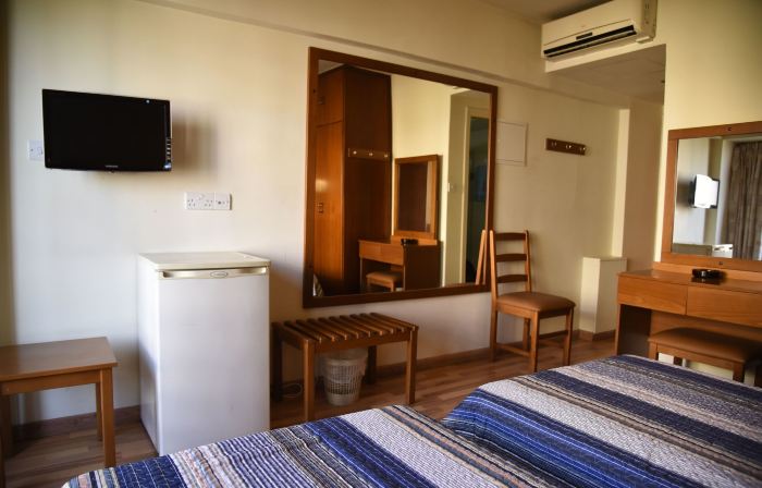 Elysso Hotel