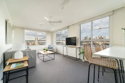 Harbourside 49 in North Sydney Hotels near Sawmillers Reserve