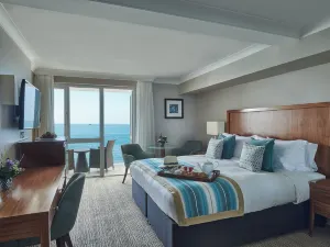 L’Horizon Beach Hotel & Spa