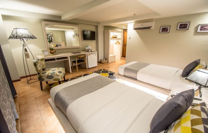 Almont City Hotel