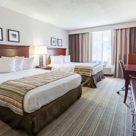 Country Inn & Suites by Radisson, Traverse City, MI