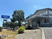 Home Suites Hill Country Hotels in Cross Mountain