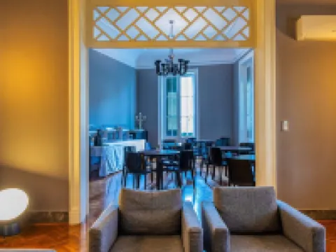 รี วิตตอริโอ เดลุกซ์ โรงแรมในเมสซีนา