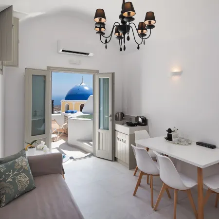 Altemar Suites