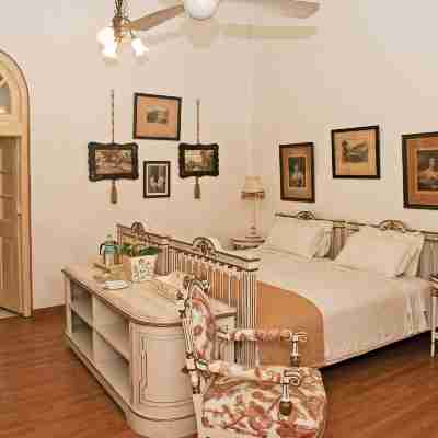 WelcomHeritage Connaught House Rooms