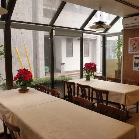 Hotel Tetora Tsurumi Отели рядом с достопримечательностью «Железнодорожная станция Цуруми»