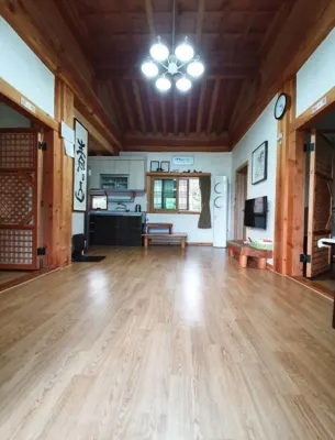 Sun Rise Pension - Pool