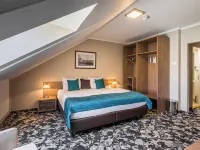Erzsebet Kiralyne Hotel Hotéis em Godolloi