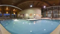 Holiday Inn DETROIT LAKES - LAKEFRONT by IHG - Uima-altaat