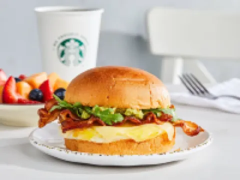 คอร์ทยาร์ดบายแมริออท ชาร์ลสตัน ซัมเมอร์วิลล์ โรงแรมในซัมเมอร์วิลล์