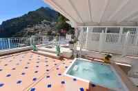 Villa Boheme Exclusive Luxury Suites - Hot Tub