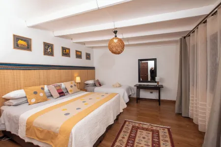 Hotel Pat'ta Hoiri Отели рядом с достопримечательностью «Caracoles 419d, San Pedro de Atacama»