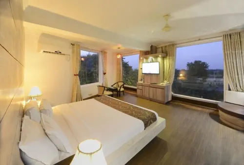 Hotel Pushp Villa Agra Taj East Gate