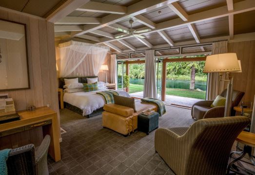 후카 로지 전경