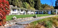 Kinloch Wilderness Retreat Hotels in 