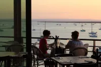 Seven Crown la Paz Malecon - breakfast