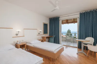 Hotel Villas Plat