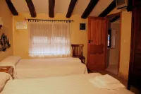 Casa Rural "La Bardena Blanca I " Hotels in Arguedas
