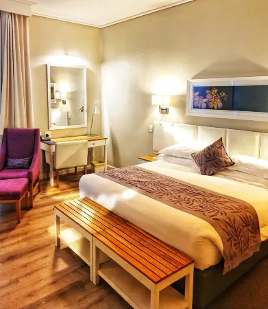 Royal St Andrews Hotel by Mantis Отели в г. Порт-Альфред