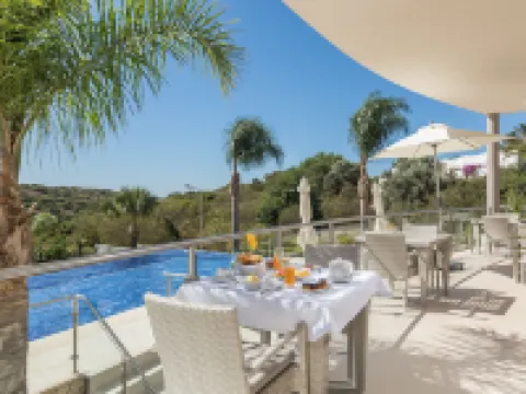 Caneiros Luxury House & Suites Hotels in Ferragudo