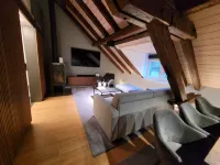 Le Bijou Lintheschergasse / Zurich HB