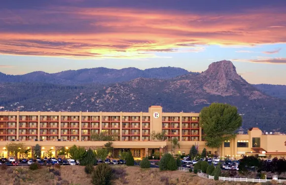 普雷斯科特度假酒店和會議中心