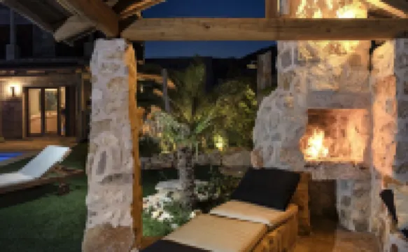 Luxury Villa Ocean Seeker with Pool