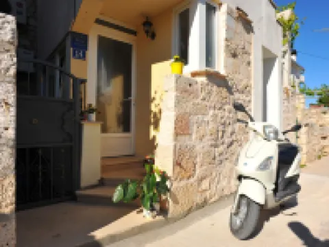 Apartments Tino Hotels in Sutivan