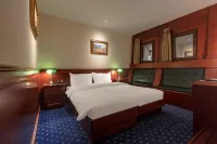 Hotel Senigallia Hotels near Парк Сарај