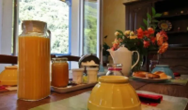 Chambres d'Hôtes la Munia Hotels in Esquièze-Sère