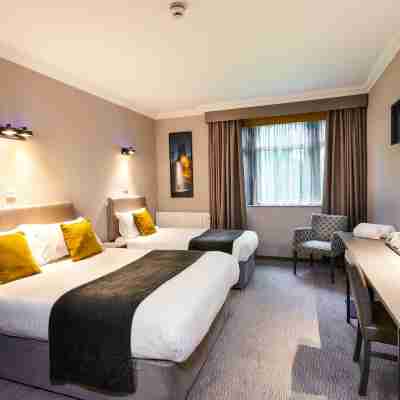 The Royal Toby Hotel Rooms