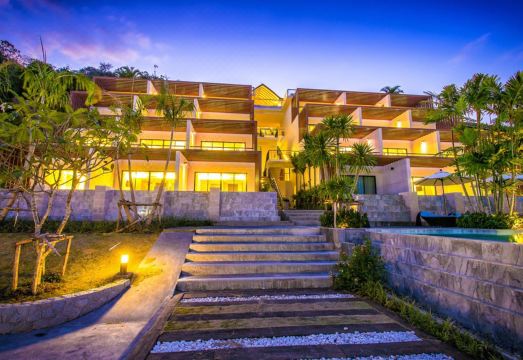 찰롱 샬레 리조트 & 롱스테이