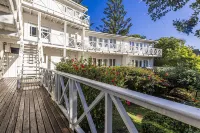 Brenton Beach House Hotels in Brenton-on-Sea