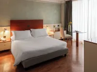 Hotel Leonardo Da Vinci Hotel a Erba