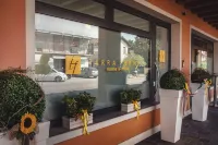 Terra Ferma Rooms&More Hotels in Salzano