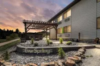 EverSpring Inn & Suites Hotels in West Pennington