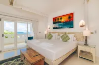 Amani Beachfront Villa  by YourHost, Watamu  호텔