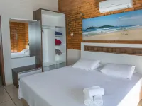 Hotel São Sebastião da Praia Отели рядом с достопримечательностью «Кампече»